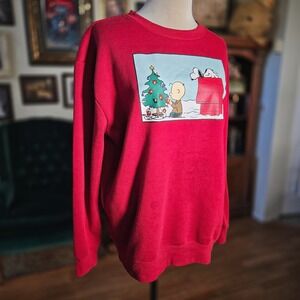 Peanuts Aeropostale Red Christmas Sweatshirt Charlie Brown Snoopy Graphic Medium